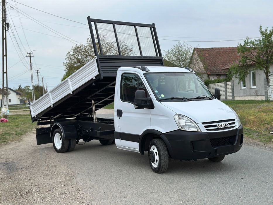 Iveco Daily Basculabil 35C15 - 3.0 - 180 cai, bena basculabila trilaterală