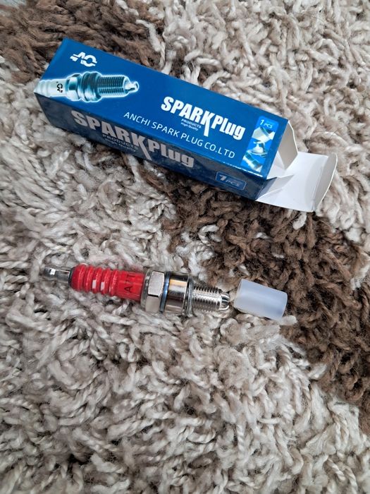Свечка для скутера