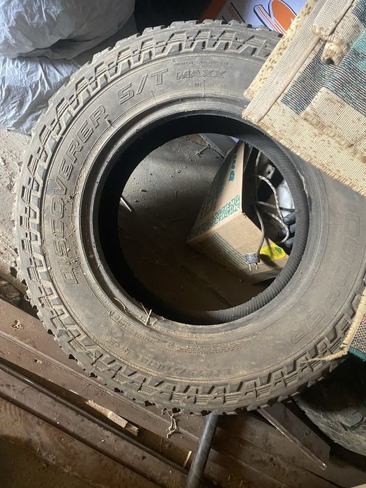 Продам шины грязовые