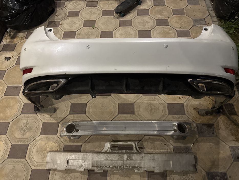 Задний бампер Lexus GS 250-350
