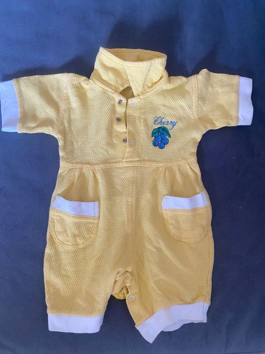 Килимче за бебе и боди