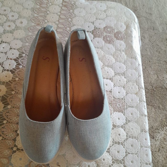 Vand pantofi dama 38