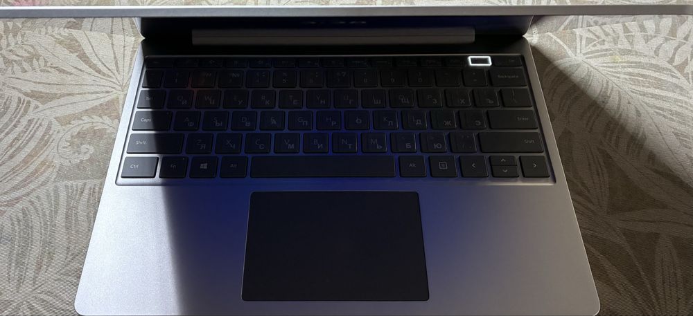 Microsoft Surface Laptop Go Intel Core i5, 8 gb, 128 ssd