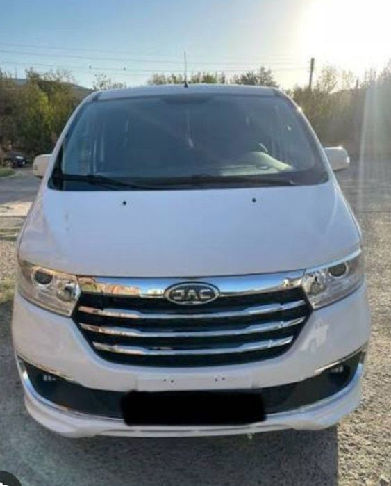 JAC m3 avtomobillari