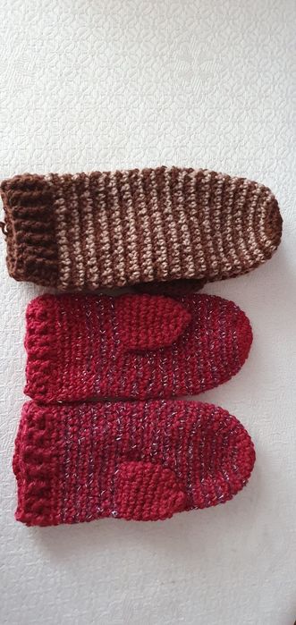 Варежки шерстяные.