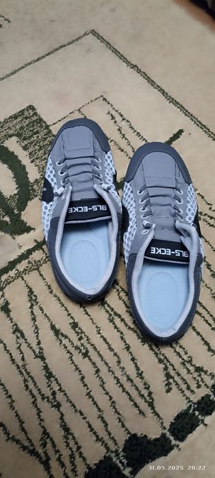 Продам обувь новая