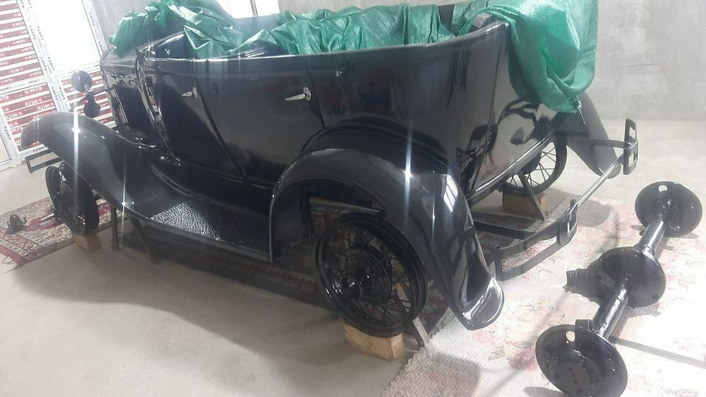 Ретро редкий автомобильи на заказ.