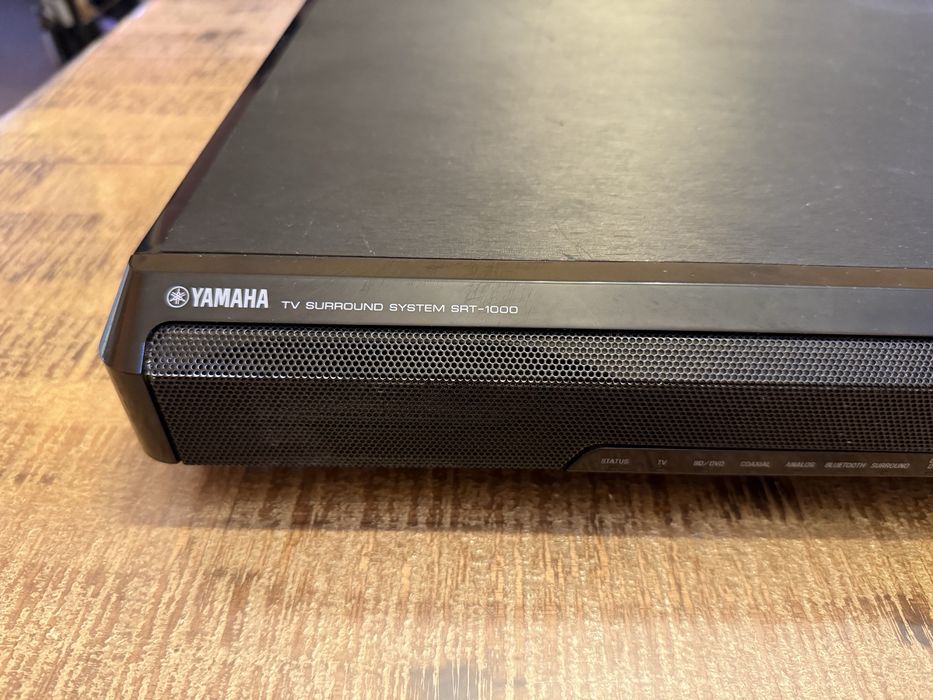 Soundbar YAMAHA SRT-1000
