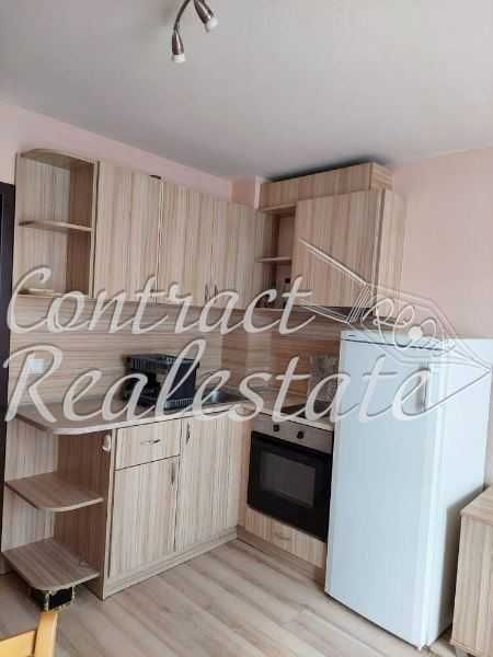 Нов Двустаен Обзаведен Колхозен пазар !