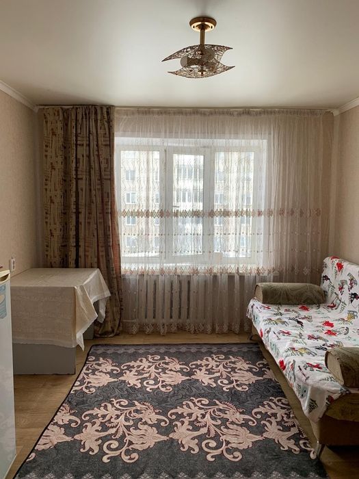 Продам комнату в общежитии район Океана.