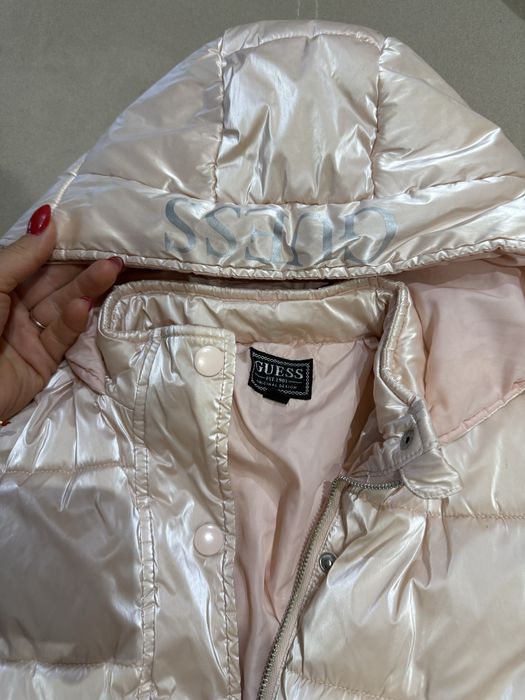 Guess яке 6г бледо розаво