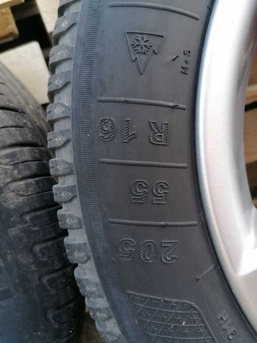 Джанти 16ки с гуми за VW