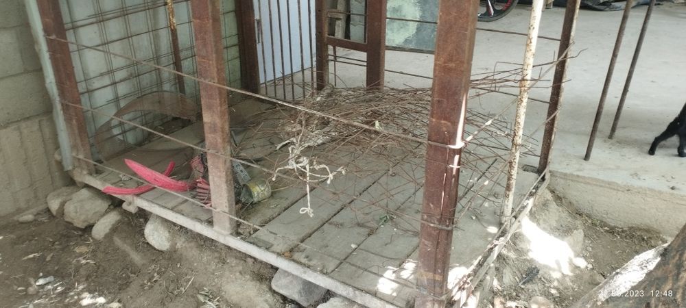 Продам  вальер 15 тысячи срочно