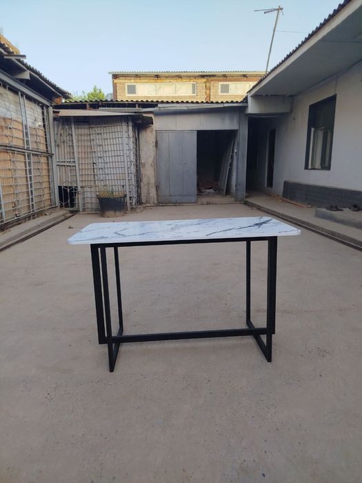 Столик из лофтаа