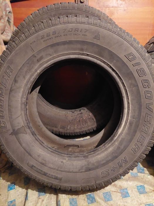 Шины зима бу 265-70-r17