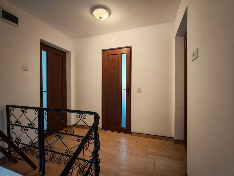 Camere pentru studenți în casă cu curte – Răcădău | 200 €/lună cu utilități incluse