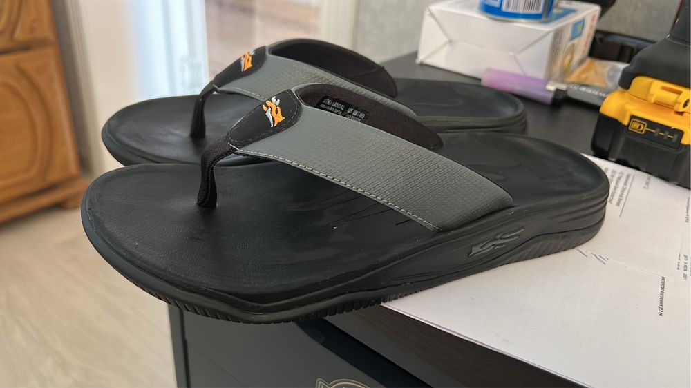 Продам Сланцы Sitka размер 39-40