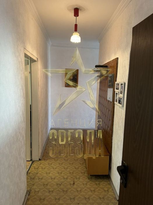 Продава се Тристаен апартамент в Пловдив, Кършияка - 104 кв.м за 1250 €/кв.м - Снимка #1