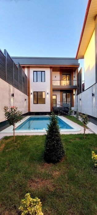 Сдается Евро дом в стиле Хай-тек возле больницы Мать и Дитя ( н833 )