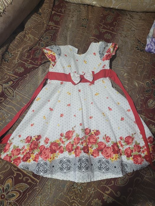Платье на девочку