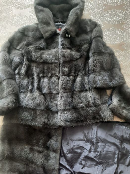 Продам шубу трансформер 42-44р