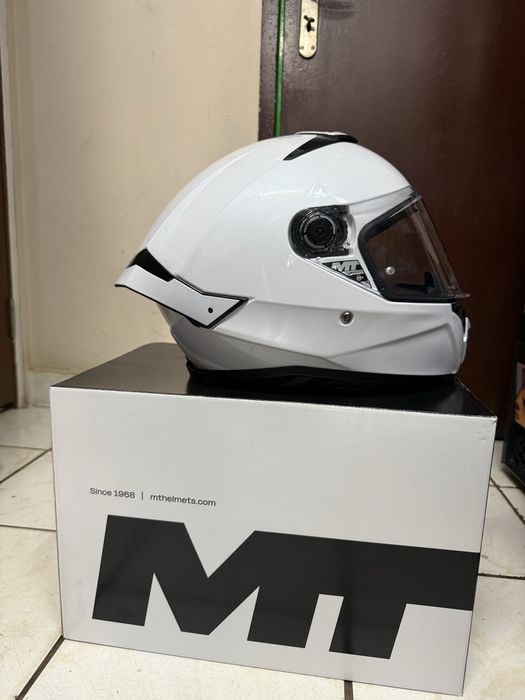 Каска MT Thunder 4