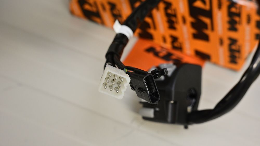 KTM 790 890 DUKE 790 ADVENTURE 2018 - 2023 Bloc comenzi lumini stanga