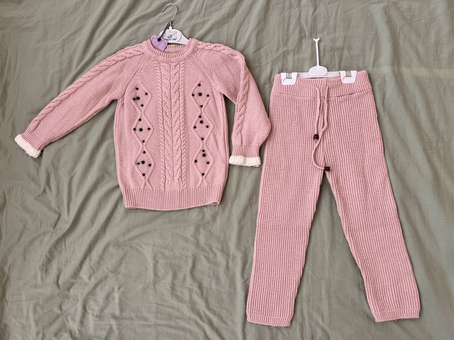 Тёплая вязаная двойка для девочек. Туркия