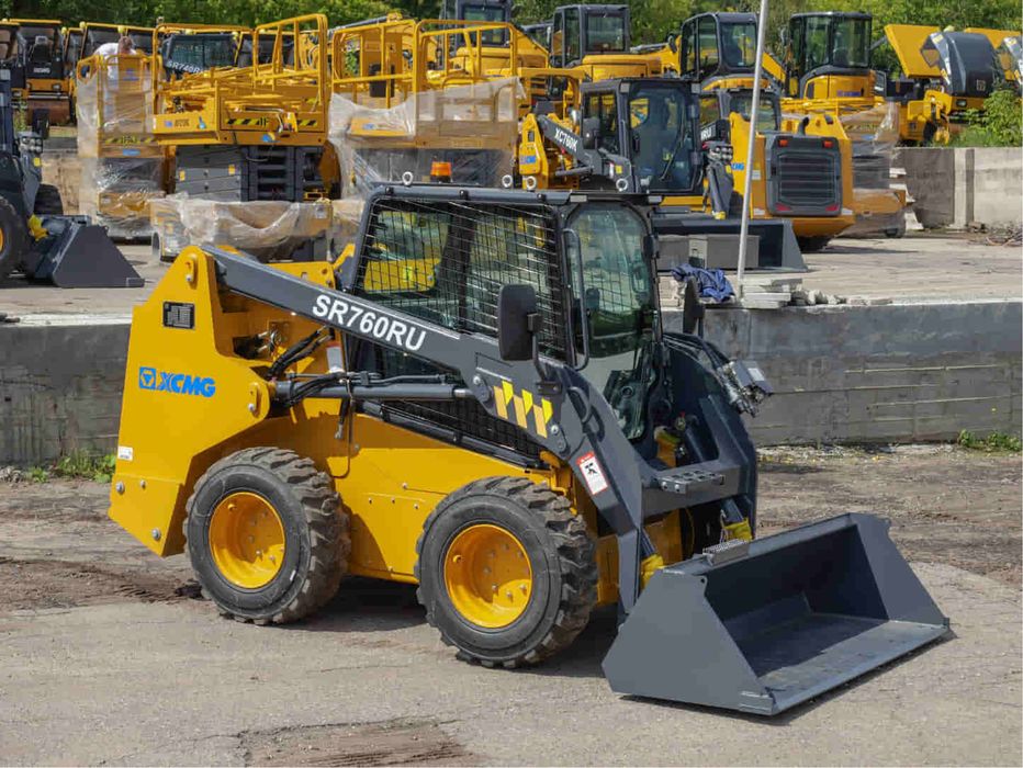 Продам минипогрузчик XCMG 760 3в1