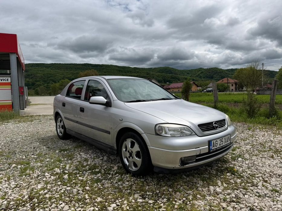 Vând Opel Astra g