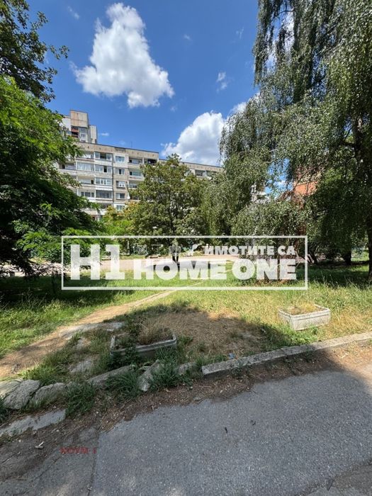 Продажба 4-стаен гр. София - Дианабад 100m²