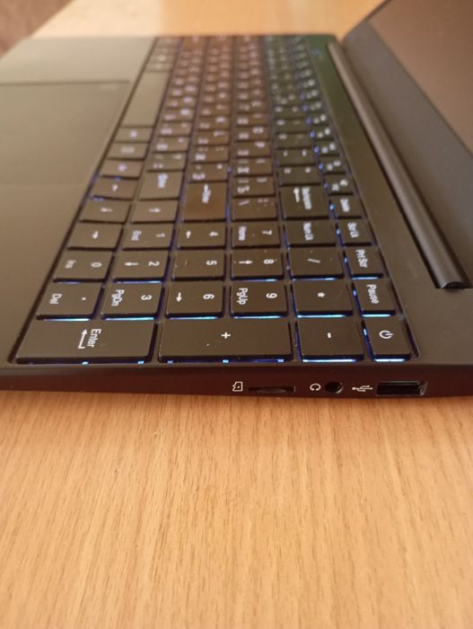 Ноутбук Intel с гарантией