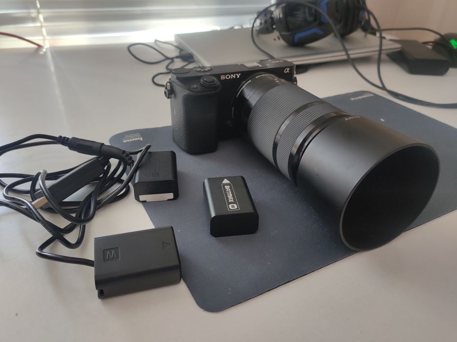 Фотоапарат SONY a 6000 комплект .Обектив SONY 55-210