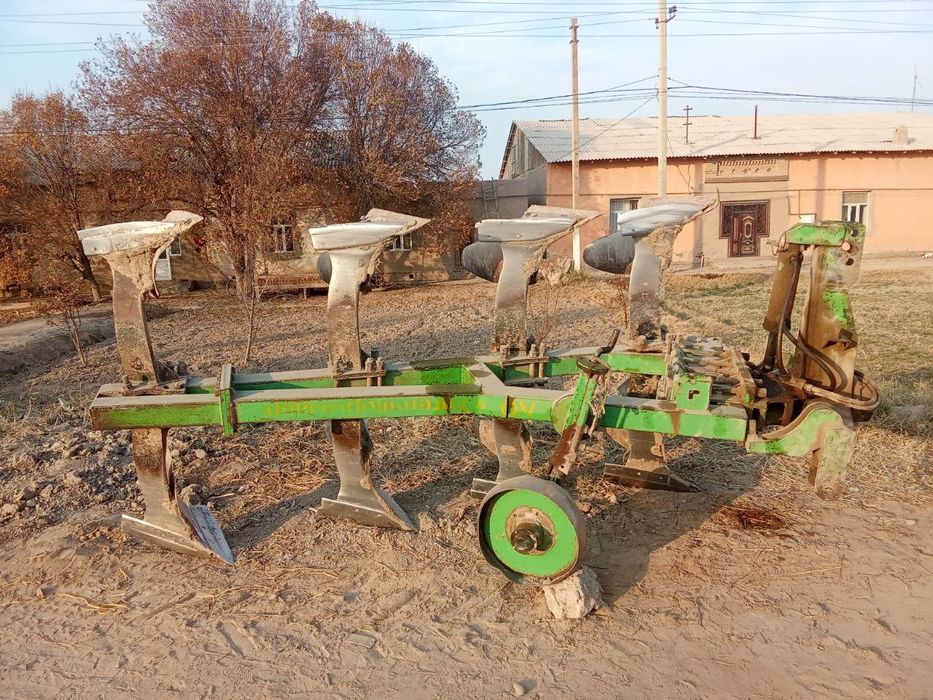 New Holland aylanma puliq bilan