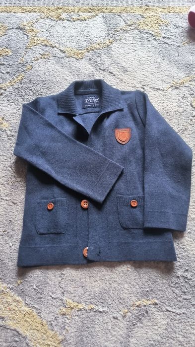 Продам детские Пиджаки 1-2-3-5-6 лет