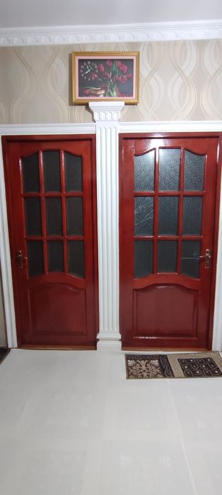 Yog'osh eshik sotiladi