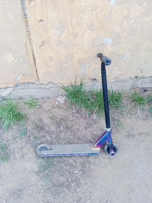 Продам трюковой самокат