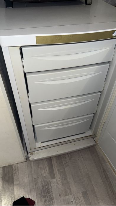 Морозильник на запчасти