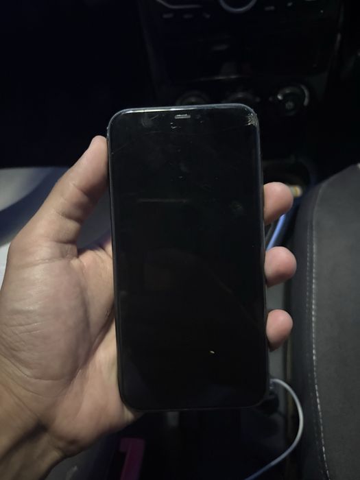 Iphone 11 64gb 68% оригинал ештене ауыспаган