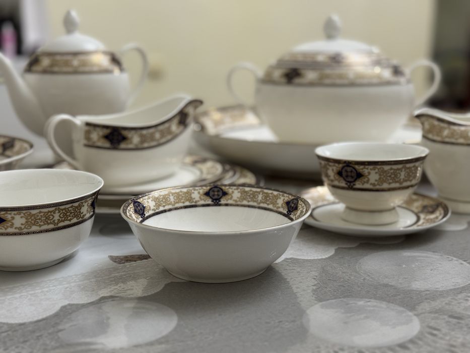 Продам сервиз на 12 персон