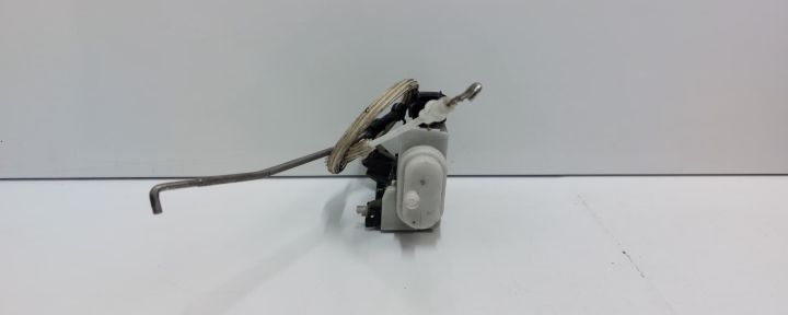 Broasca usa fata dreapta 4d1837016d Audi A4 B5