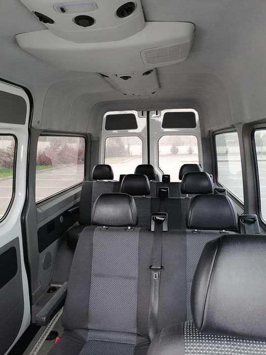 Бус под наем  -  « 15 местен и 8 местен »