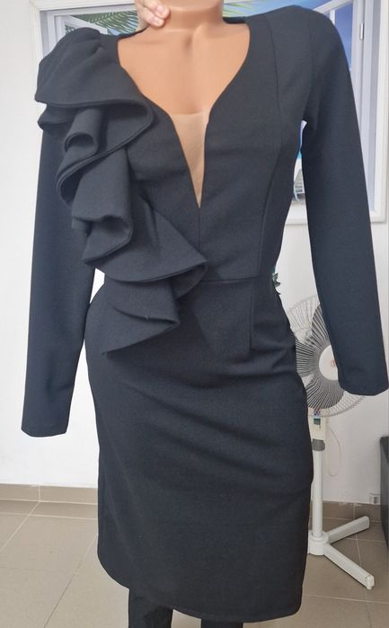 Rochiță midi cu volanașe