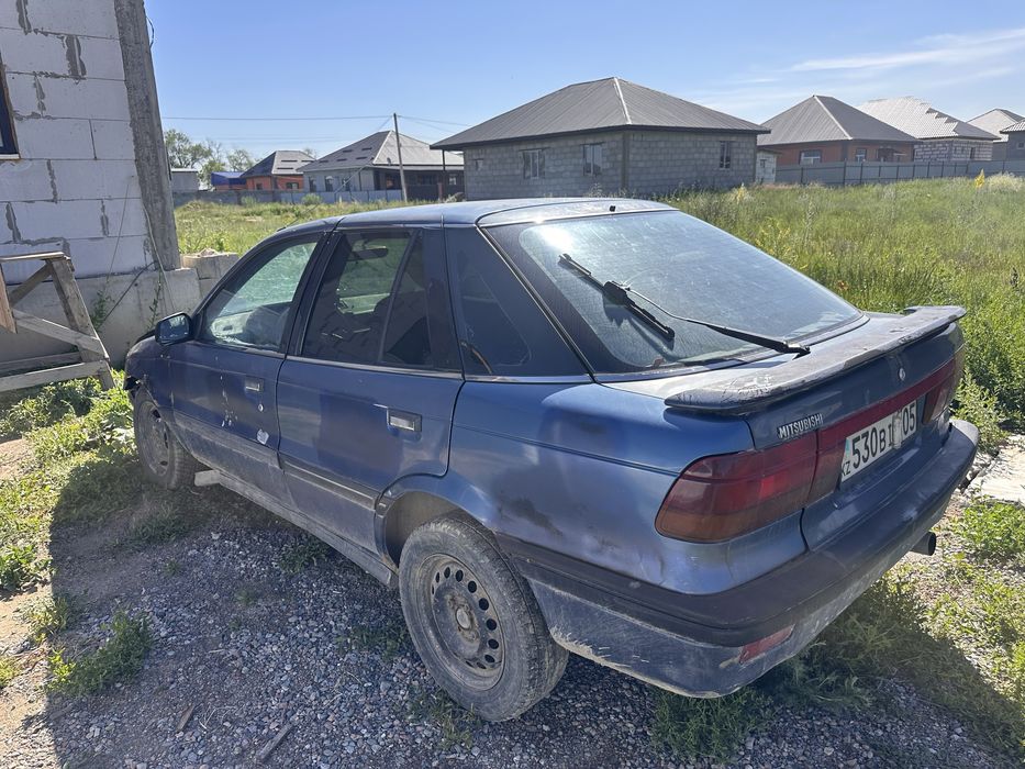 Mitsubishi lancer