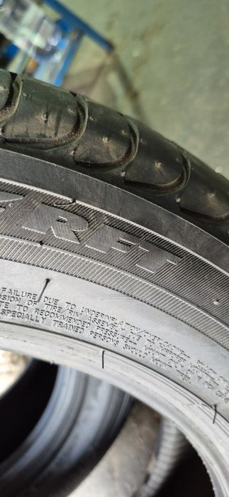 4 anvelope vara runflat ca noi Bridgestone 205/60/16.Pretul este pe bucata.