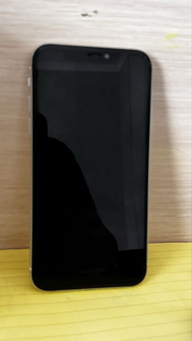 Iphone 11 64гб.
