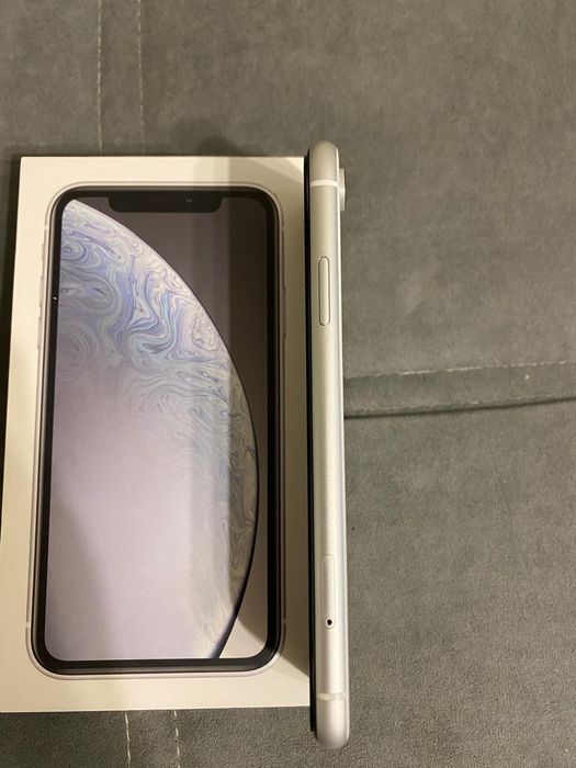 Iphone XR 128GB аккумулятор 79%
