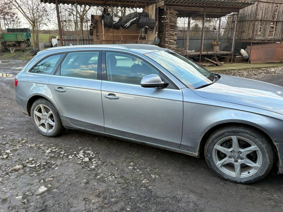 Vand Audi A4B8 2008