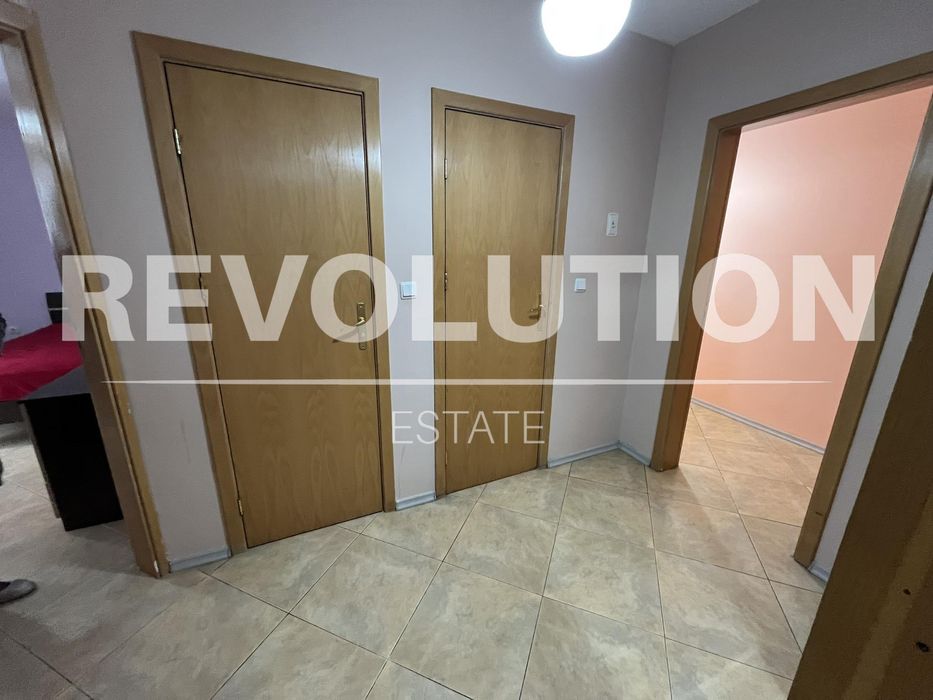 Дава се под наем Двустаен апартамент в Варна, Център - 60 кв.м за 400 € - Снимка #9