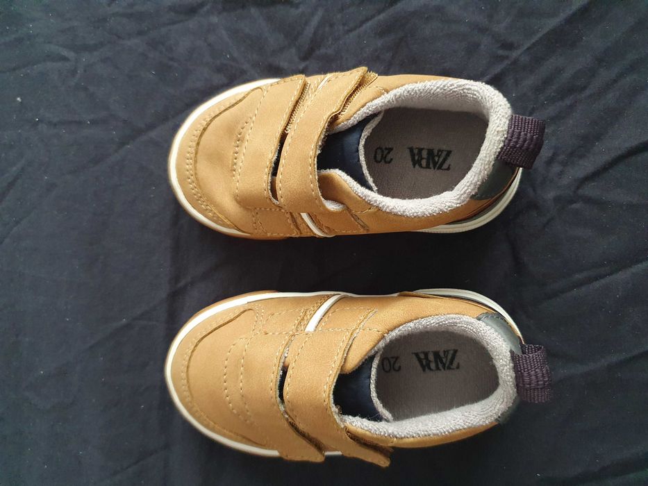 Adidasi copii Zara 20